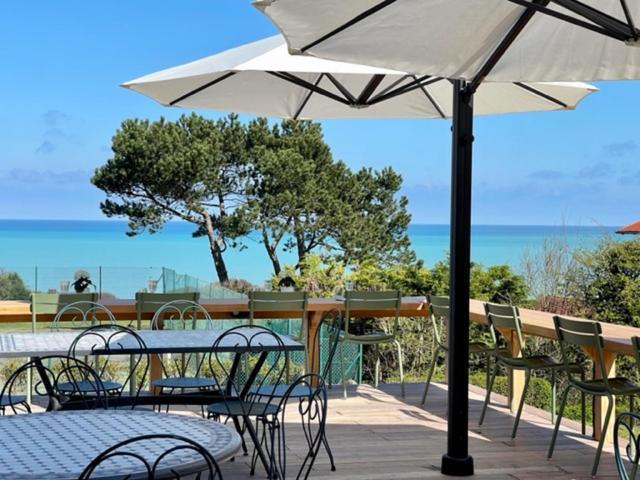 Hotel De La Terrasse Varengeville-sur-Mer Exterior photo