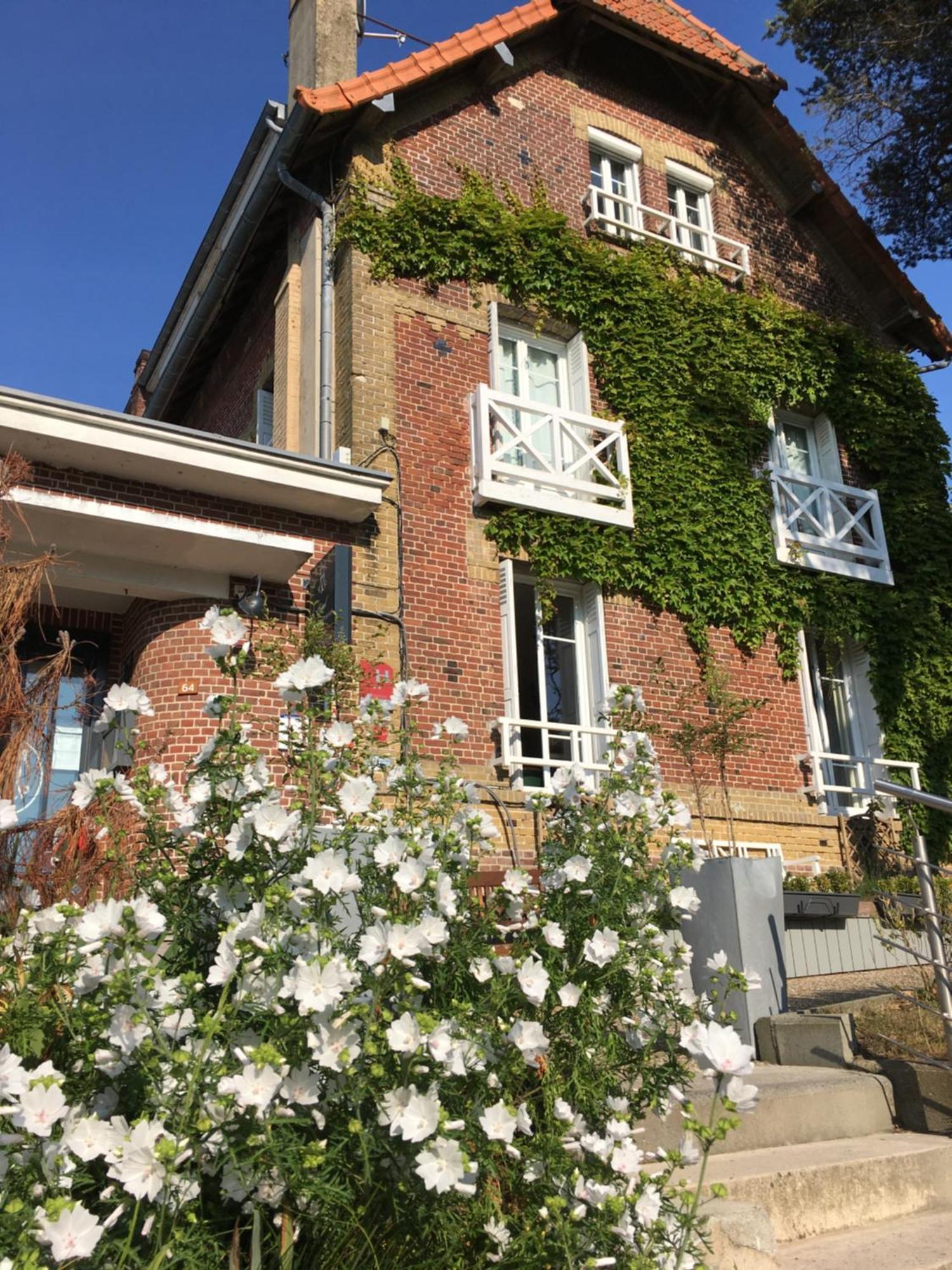Hotel De La Terrasse Varengeville-sur-Mer Exterior photo